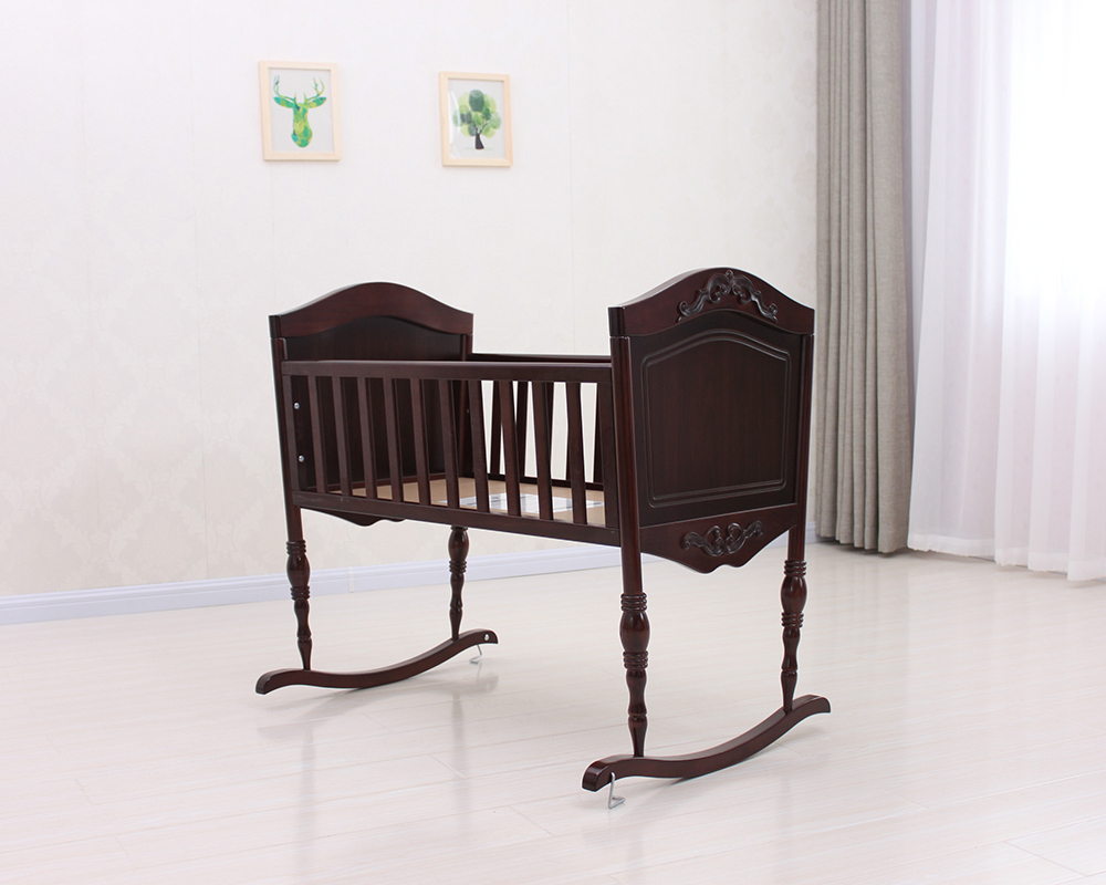 Safe infant sleep environment features