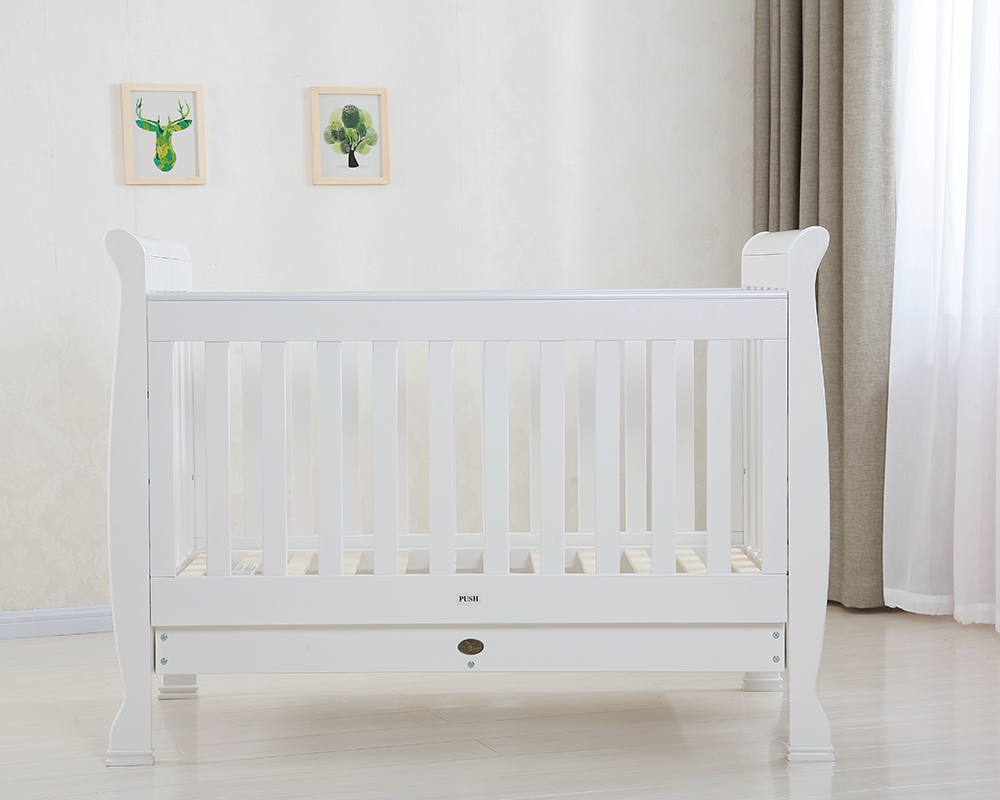 Baby cot with drawers