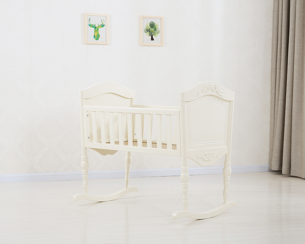 What Should I Look for When Buying a Bassinet?